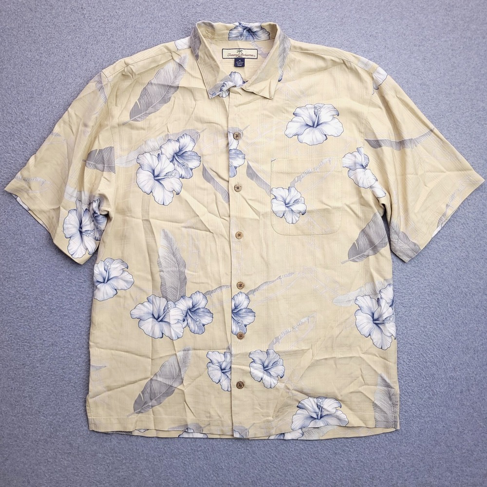 Tommy Bahama Hawaiian Shirt Mens M 100% Silk Yellow Hibiscus Flower Camp Loop